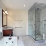 6 Intriguing Design Ideas for Custom Glass Shower Enclosures